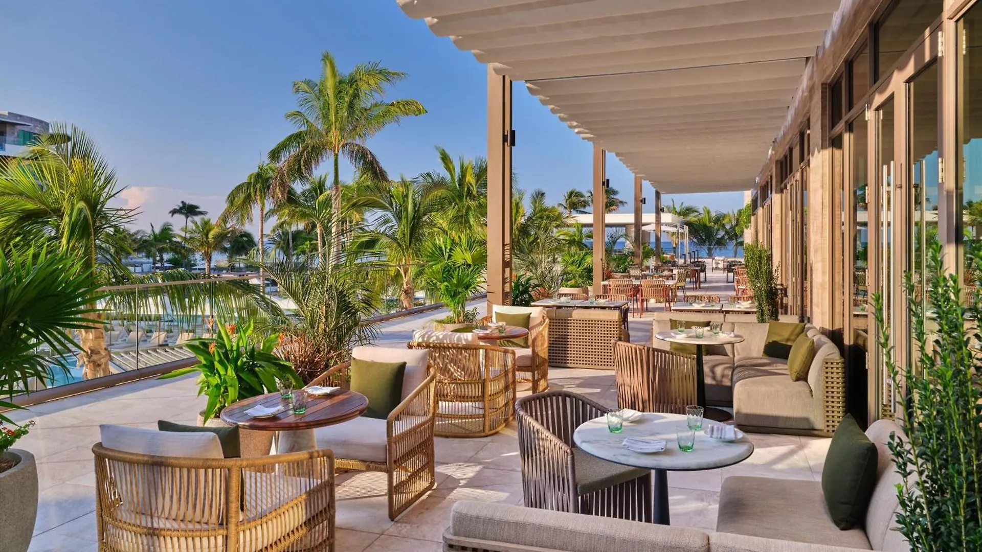 Hotel The St Regis Longboat Key Resort